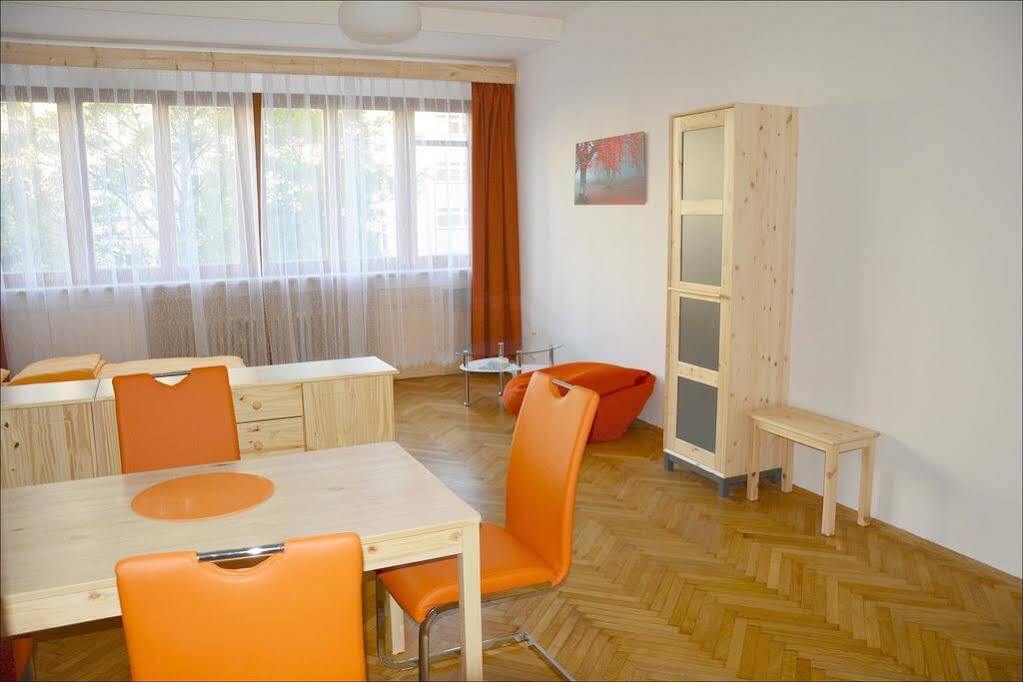 Machek Apartmán